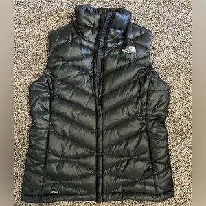 NORTH FACE “550” down vest charcoal grey.